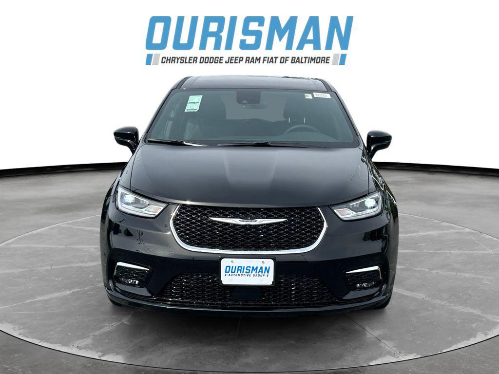 new 2026 Chrysler Pacifica car, priced at $38,178