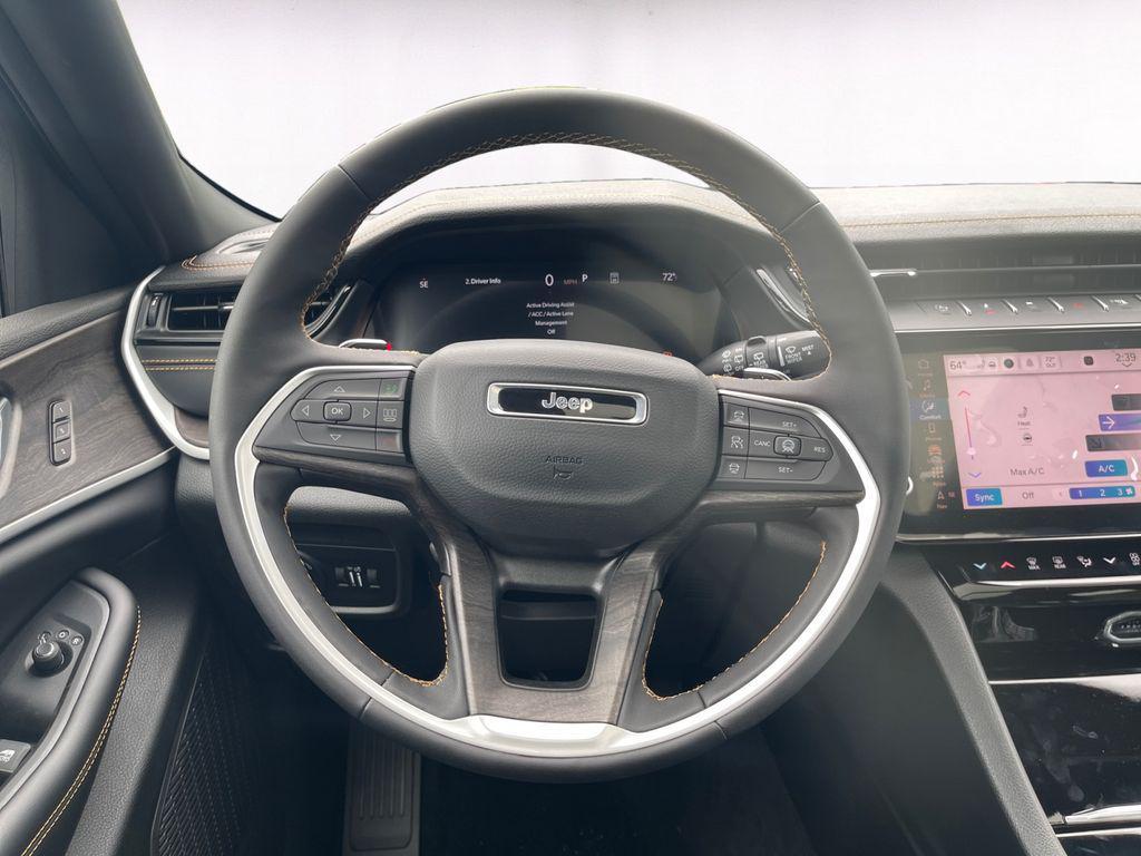 new 2026 Jeep Grand Cherokee car, priced at $46,101