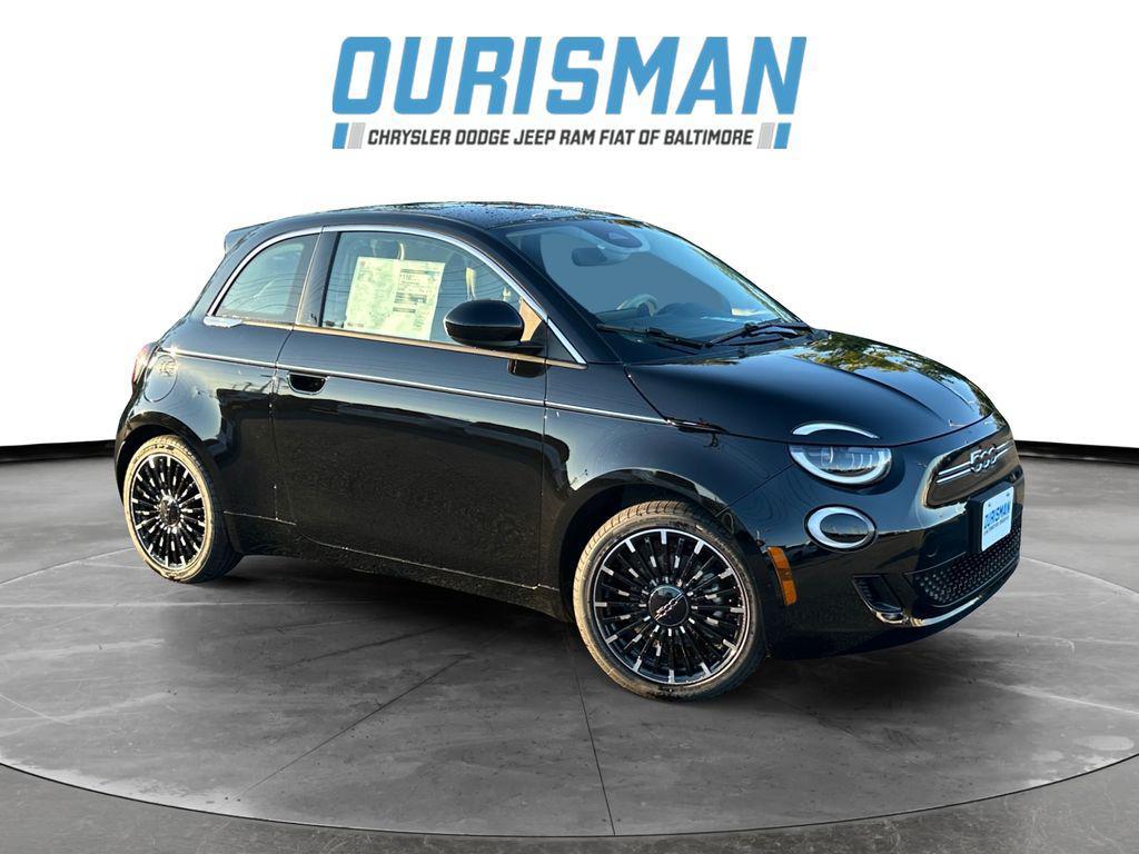 new 2025 FIAT 500e car, priced at $30,495