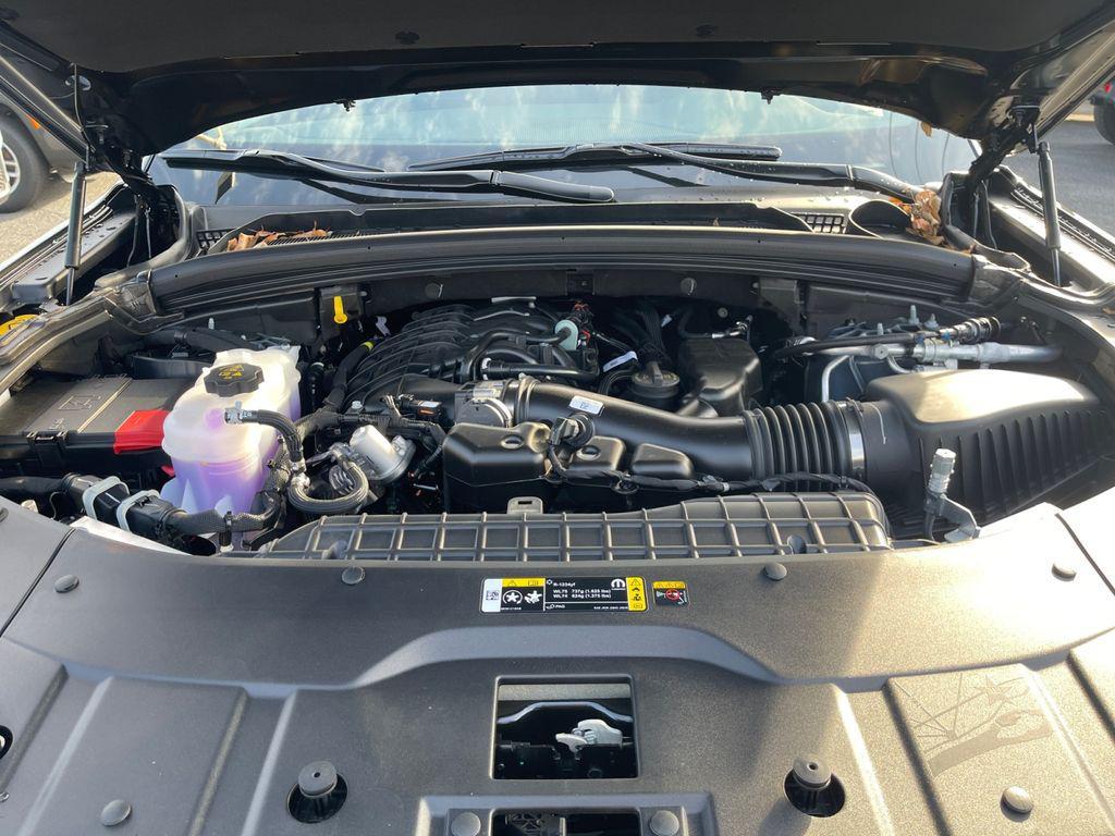 new 2025 Jeep Grand Cherokee L car, priced at $41,648