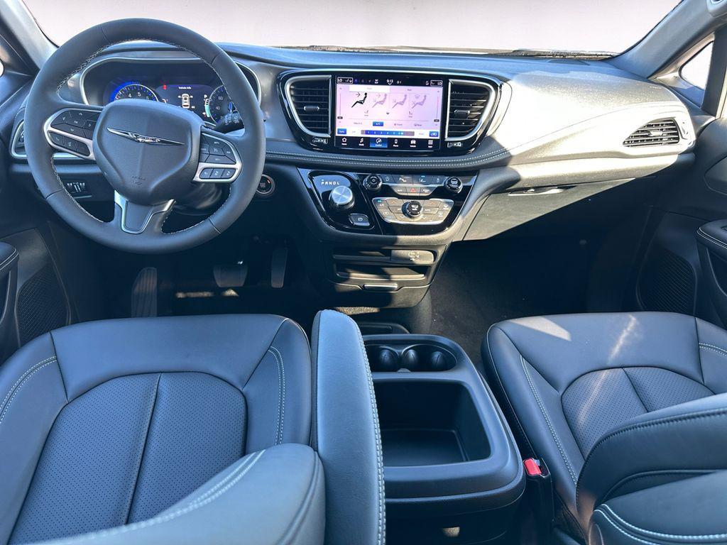 new 2026 Chrysler Pacifica car, priced at $37,000
