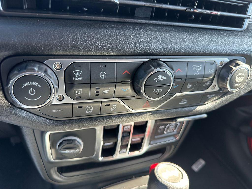 new 2026 Jeep Wrangler car, priced at $45,472