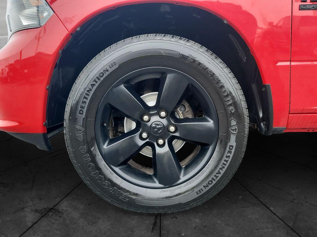 used 2022 Ram 1500 Classic car, priced at $27,500