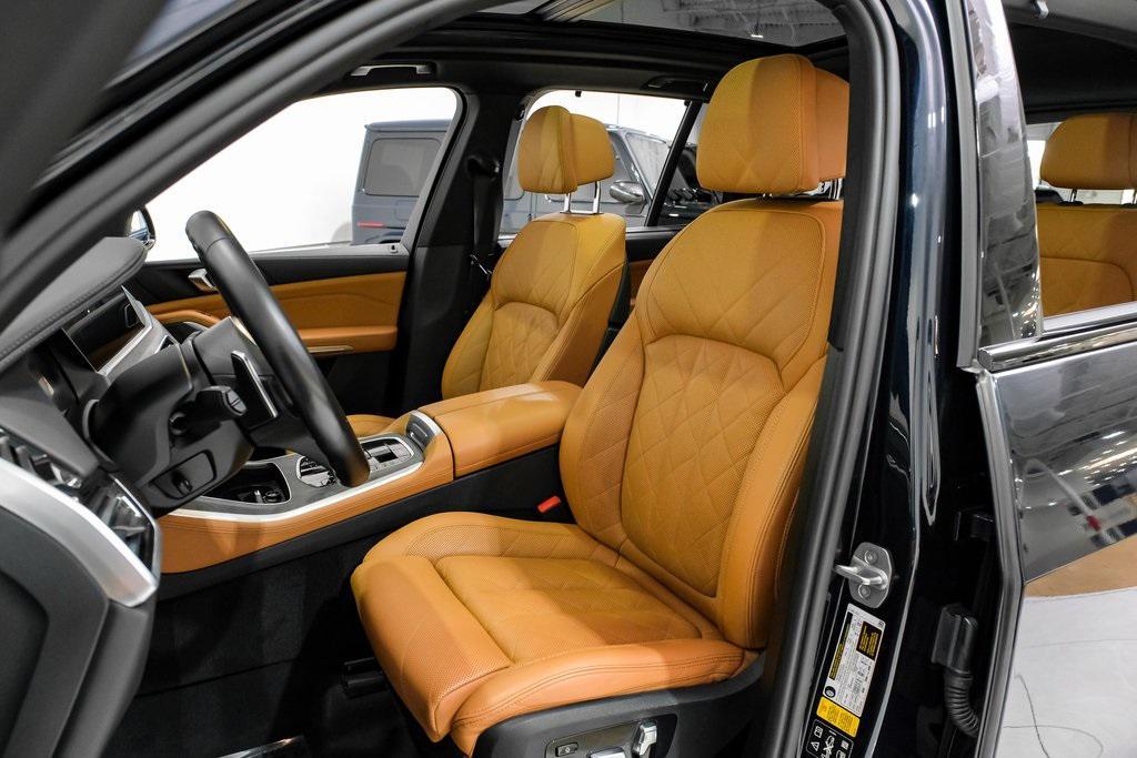 2023 Carbon Black Metallic BMW X5