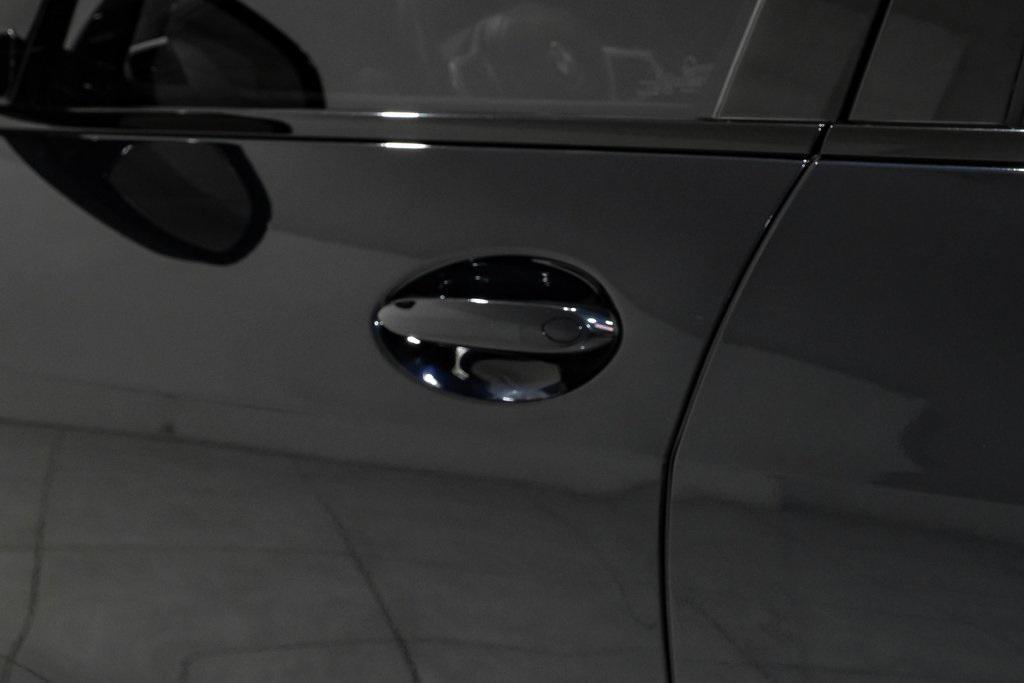 2023 Carbon Black Metallic BMW X5