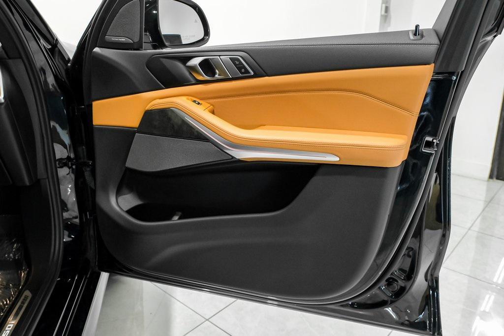 2023 Carbon Black Metallic BMW X5