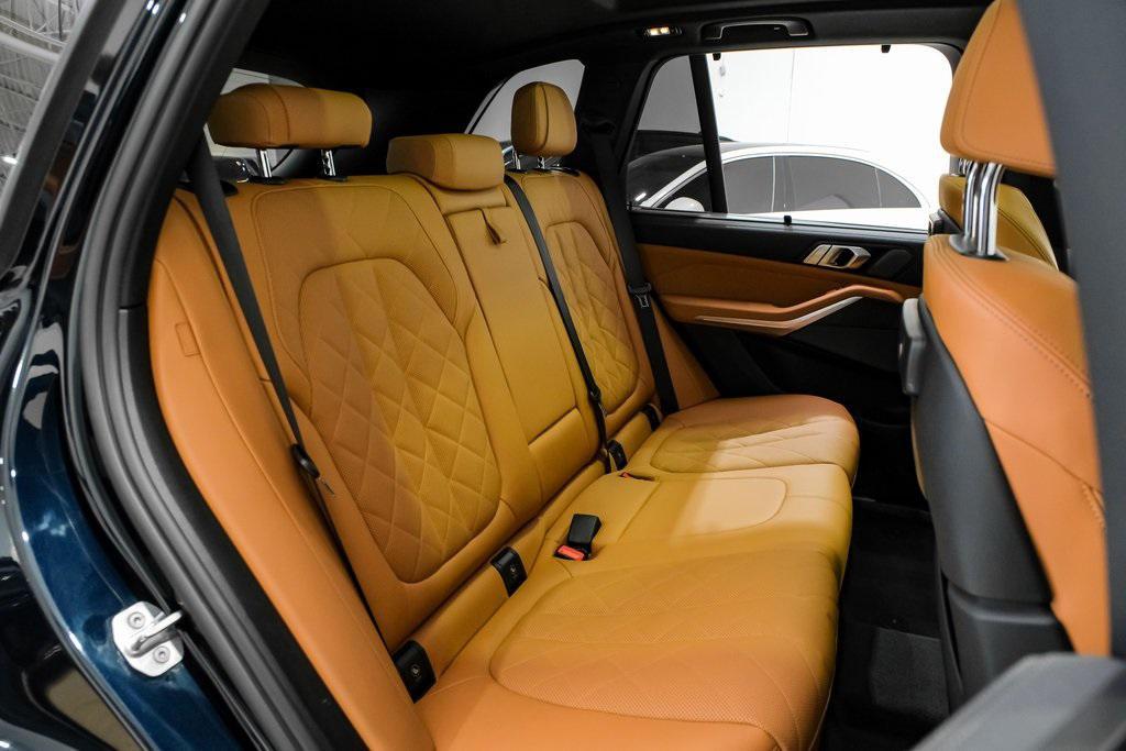 2023 Carbon Black Metallic BMW X5