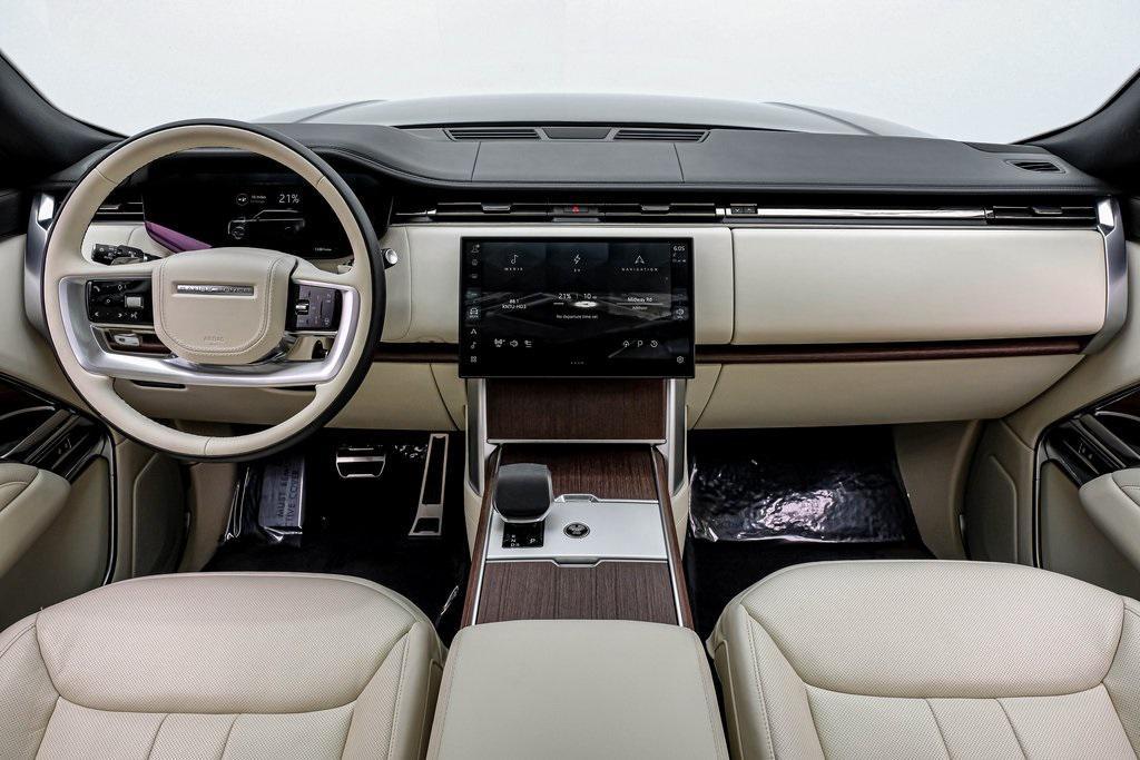 used 2025 Land Rover Range Rover car, priced at $114,990