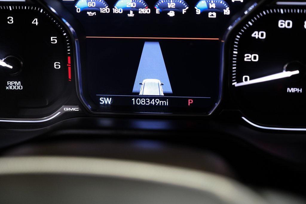 used 2021 GMC Yukon car, priced at $39,990