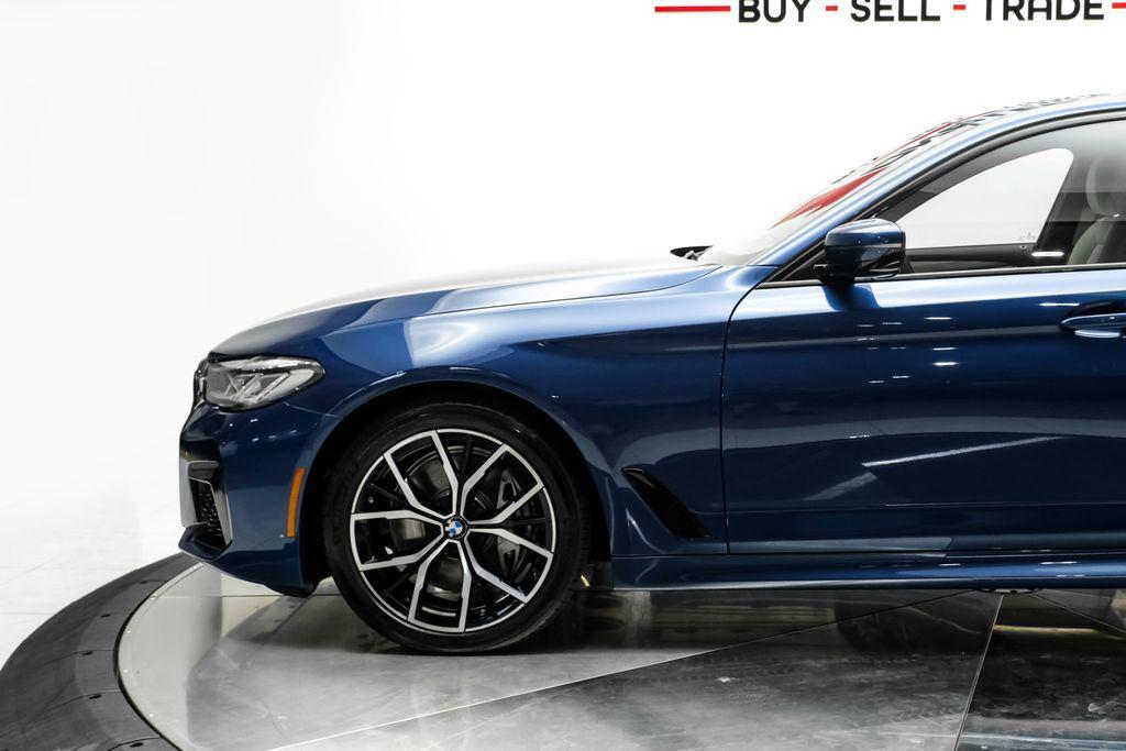 used 2023 BMW 540 car, priced at $49,990
