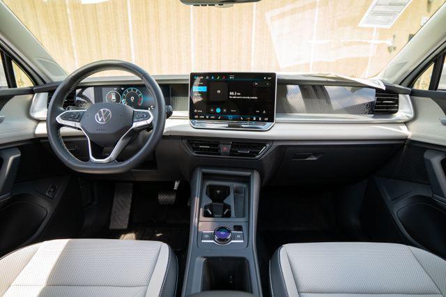 used 2025 Volkswagen Tiguan car, priced at $32,399