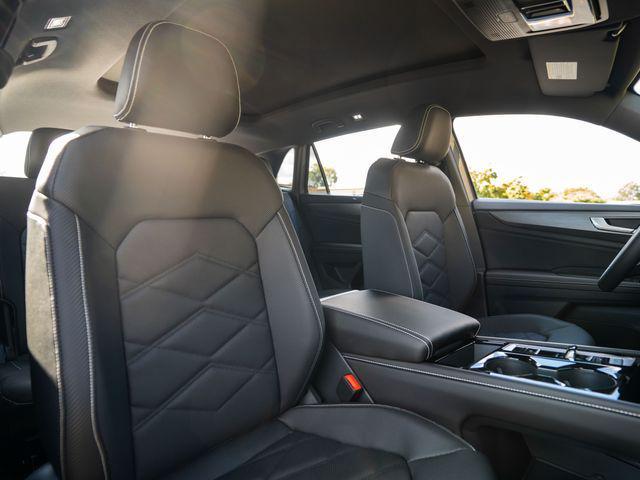 new 2026 Volkswagen Atlas Cross Sport car, priced at $49,444