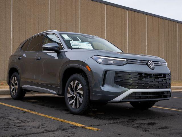 new 2026 Volkswagen Tiguan car, priced at $34,381