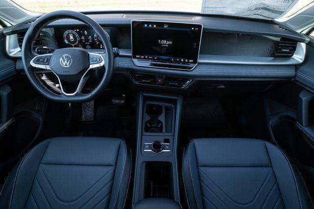new 2026 Volkswagen Tiguan car, priced at $37,586