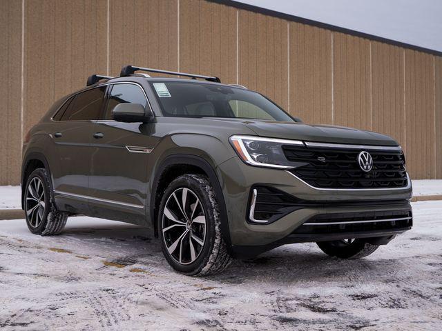 new 2026 Volkswagen Atlas Cross Sport car, priced at $56,431