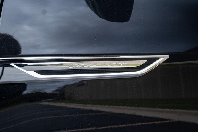 new 2026 Volkswagen Atlas Cross Sport car, priced at $48,394