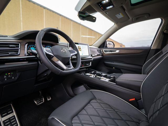 new 2026 Volkswagen Atlas car, priced at $57,136