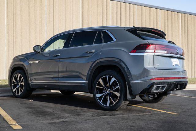 new 2026 Volkswagen Atlas Cross Sport car, priced at $56,886