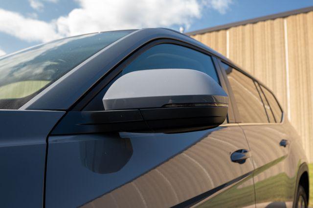 new 2026 Volkswagen Atlas car, priced at $51,081