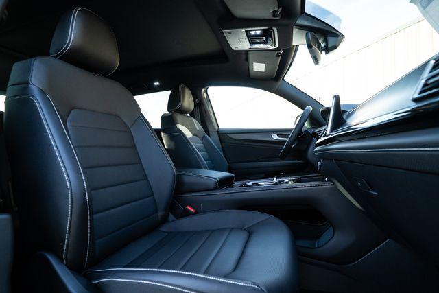 new 2026 Volkswagen Atlas Cross Sport car, priced at $51,876