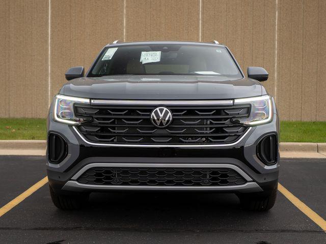 new 2026 Volkswagen Atlas Cross Sport car, priced at $49,444