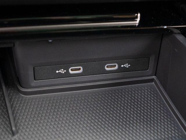 new 2026 Volkswagen Atlas Cross Sport car, priced at $49,444