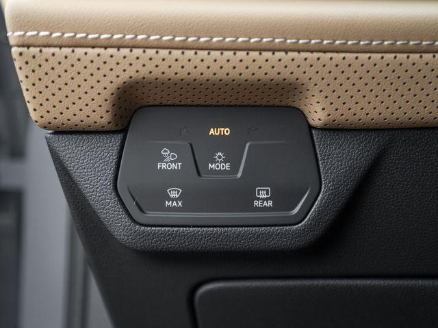 new 2026 Volkswagen Atlas Cross Sport car, priced at $49,444