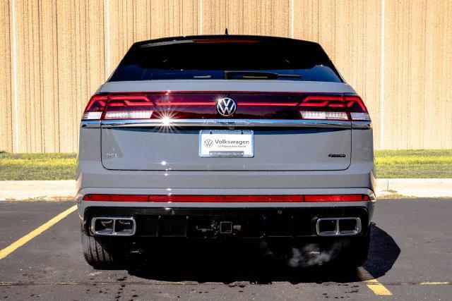 new 2026 Volkswagen Atlas Cross Sport car, priced at $56,905