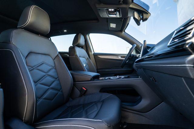 new 2026 Volkswagen Atlas Cross Sport car, priced at $48,394