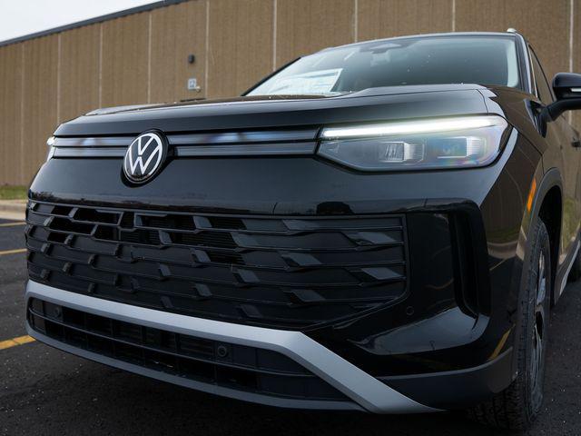 new 2026 Volkswagen Tiguan car, priced at $34,381