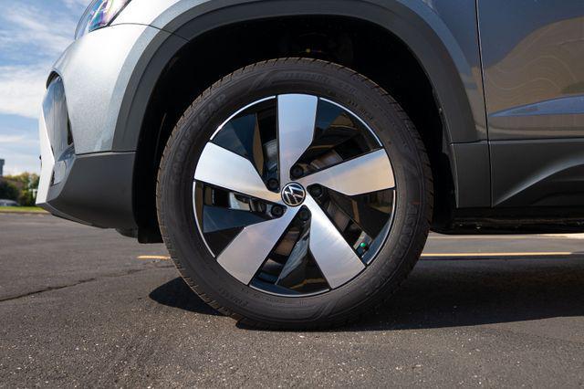 new 2025 Volkswagen Taos car, priced at $29,221