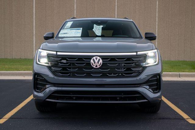 new 2026 Volkswagen Atlas Cross Sport car, priced at $53,826