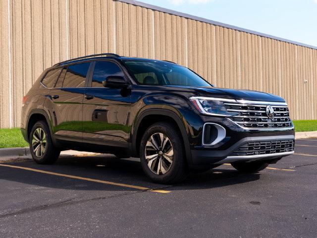 used 2026 Volkswagen Atlas car, priced at $35,494