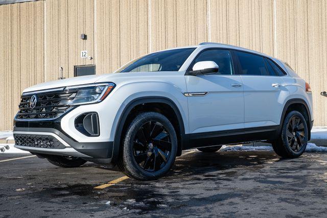 new 2026 Volkswagen Atlas Cross Sport car, priced at $49,681