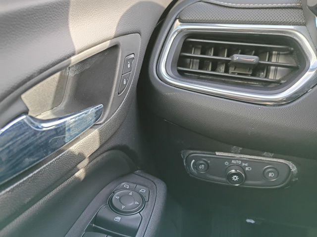 used 2020 Chevrolet Equinox car, priced at $15,990