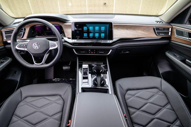 new 2026 Volkswagen Atlas car, priced at $48,831