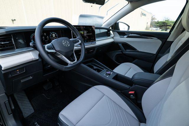 new 2026 Volkswagen Tiguan car, priced at $38,786