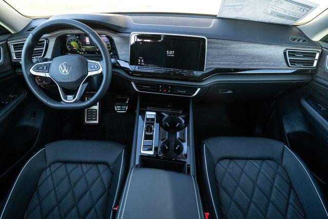 new 2026 Volkswagen Atlas car, priced at $57,136