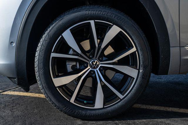 new 2026 Volkswagen Atlas car, priced at $57,136