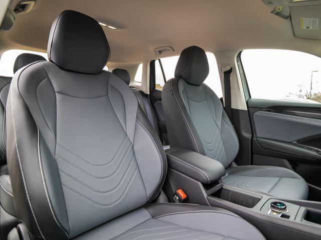 new 2026 Volkswagen Tiguan car, priced at $37,586
