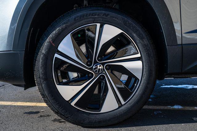 new 2026 Volkswagen Taos car, priced at $33,441
