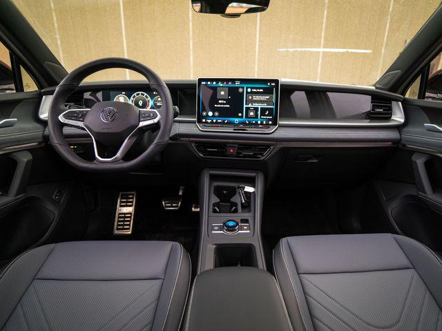 new 2026 Volkswagen Tiguan car, priced at $40,920