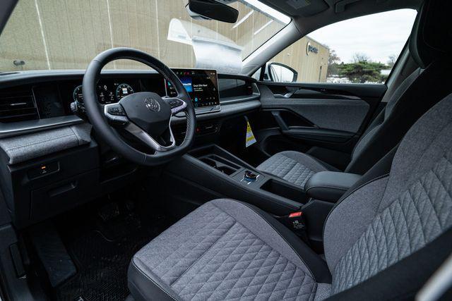 new 2026 Volkswagen Tiguan car, priced at $34,681