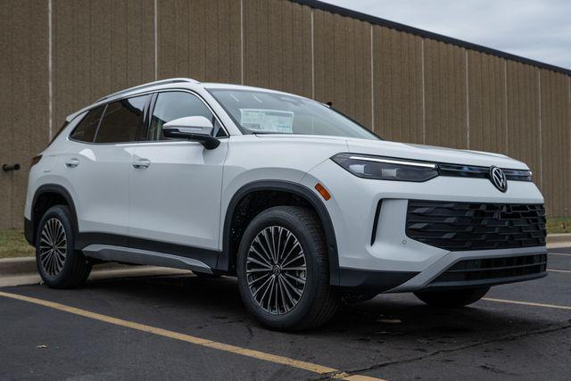new 2026 Volkswagen Tiguan car, priced at $34,681