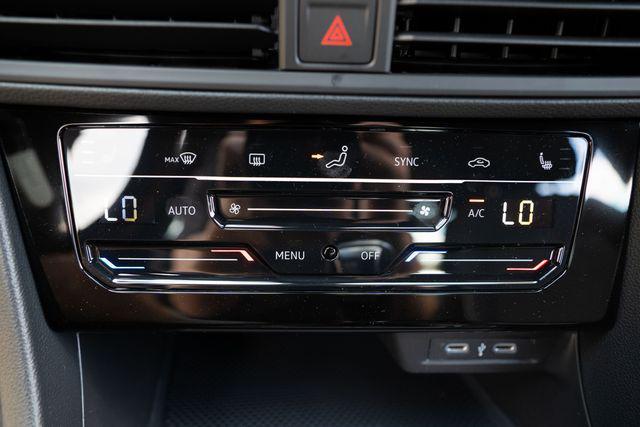 new 2025 Volkswagen Jetta car, priced at $25,916