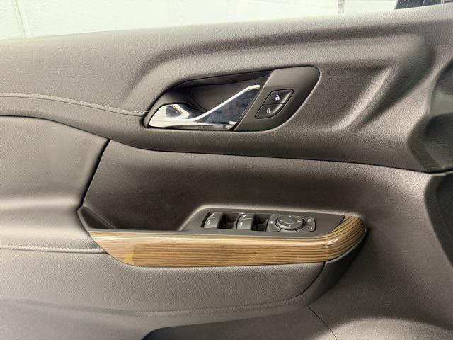 used 2023 GMC Acadia car, priced at $29,499