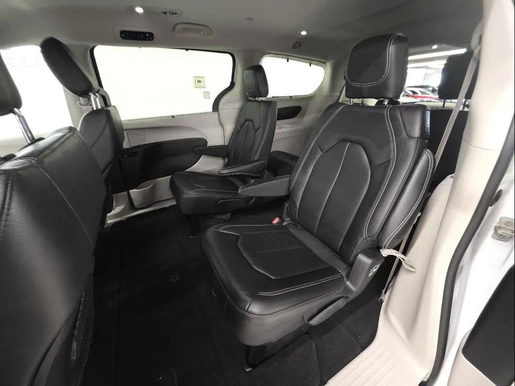 used 2022 Chrysler Pacifica car, priced at $29,890