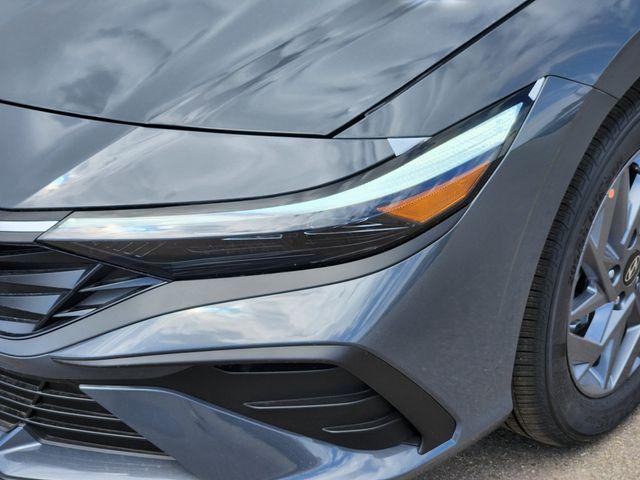 new 2026 Hyundai ELANTRA HEV car, priced at $26,435