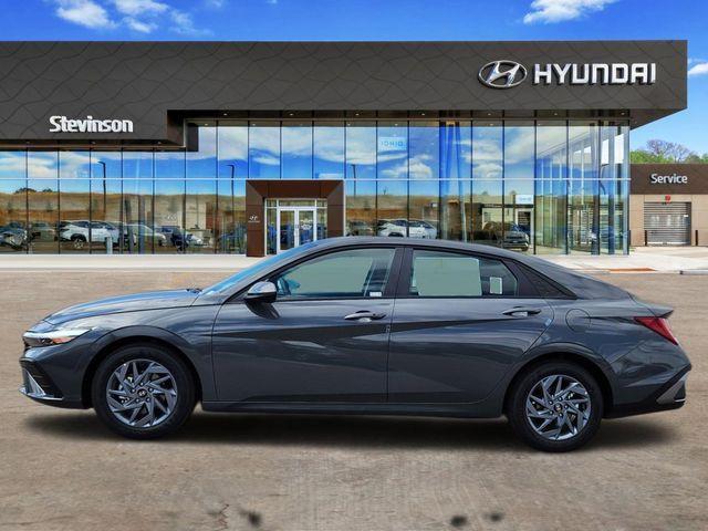 new 2026 Hyundai ELANTRA HEV car, priced at $26,435