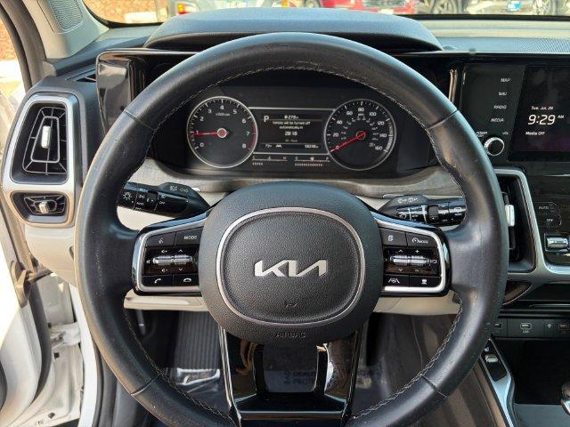 used 2023 Kia Sorento car, priced at $27,900